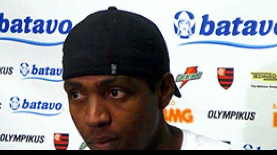 Imagem  Renato Abreu pode ser anunciado no Santos nesta sexta-feira