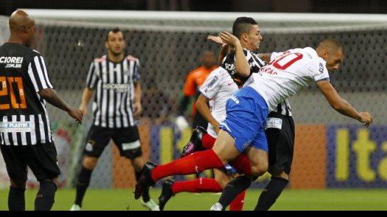 Imagem Bahia esbarra no Santos e não sai de um empate sem gols