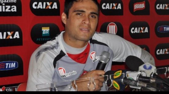 Imagem Com veto de Wilson, Gustavo será titular e boliviano é inscrito