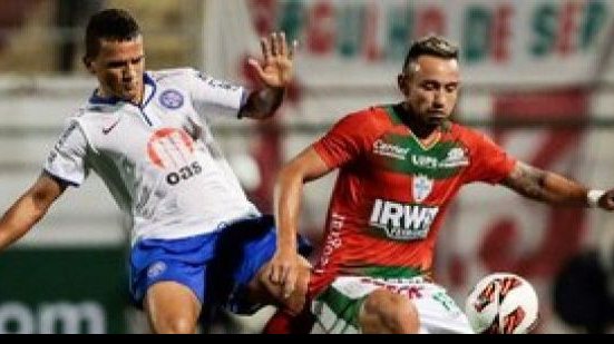 Imagem Obina ressurge e dá vitória ao Bahia sobre a Portuguesa