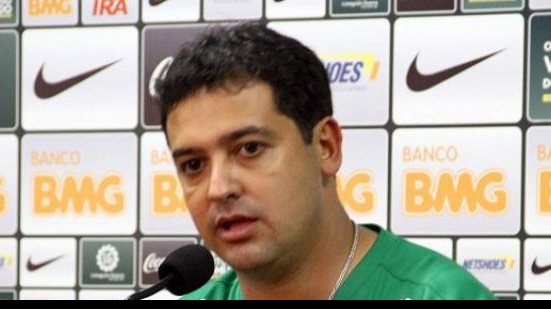 Imagem Técnico do Coxa deve utilizar força máxima contra o Vitória