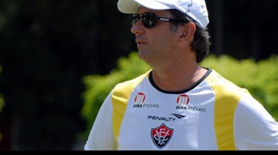 Imagem "Vamos ter que nos superar", diz Caio sobre duelo com o Coxa