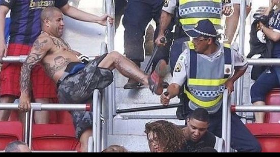 Imagem Vereador e ex-preso de Oruro brigaram no Mané Garrincha