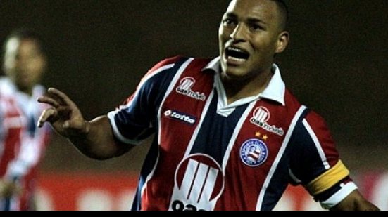 Imagem Bahia consegue efeito suspensivo e Titi está liberado para atuar