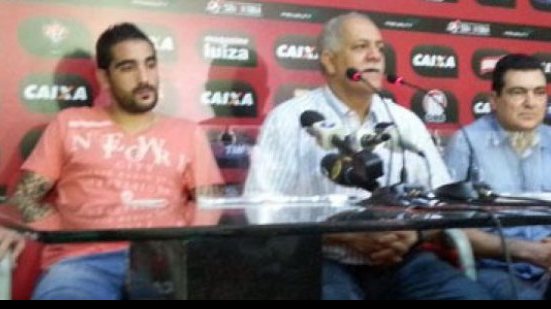 Imagem Vitória acredita que irá reverter punição de Escudero