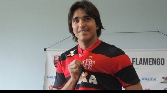 Imagem Dois jogadores desfalcam o Flamengo contra o Vitória