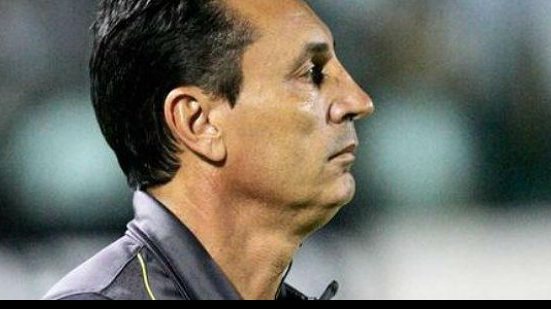 Imagem Técnico ex-Bahia deixa o comando do América-MG