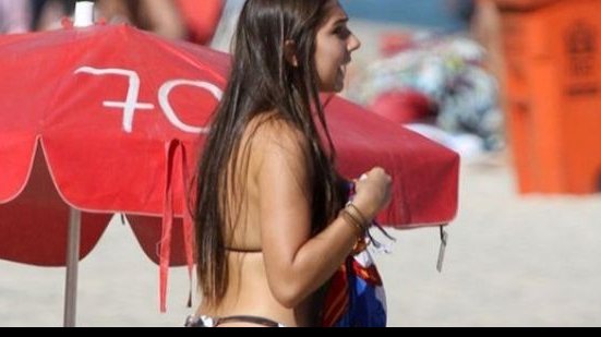 Imagem Vídeo: filha de Renato Gaúcho rebola até o chão em trote de faculdade