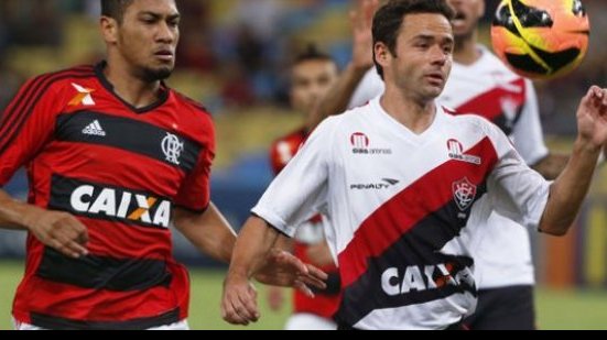 Imagem Vitória perde para o Flamengo no Maracanã