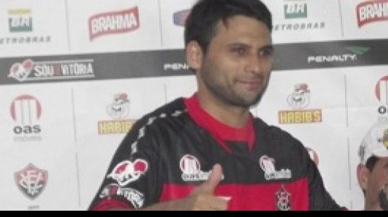 Imagem Maxi Biancucchi é vetado e não enfrenta o Internacional