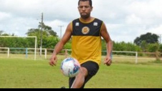 Imagem Zagueiro que passou pelo Bahia retorna ao Feira de Santana