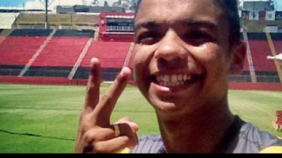 Imagem David Braz é reintegrado e voltará a defender o Vitória