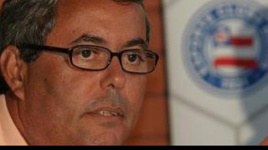 Imagem Ruy Accioly processa o Esporte Clube Bahia