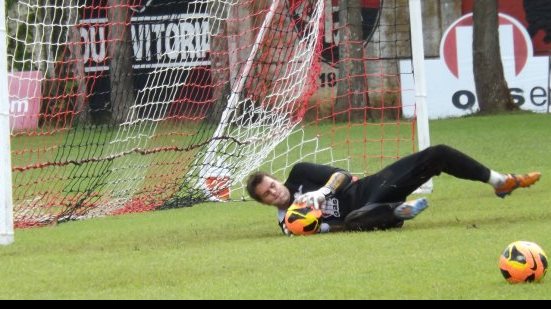 Imagem Goleiro está perto de retornar à meta do Vitória