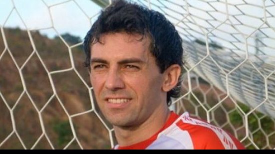 Imagem Goleiro do Timbu retorna ao time contra o Vitória e quer triunfo