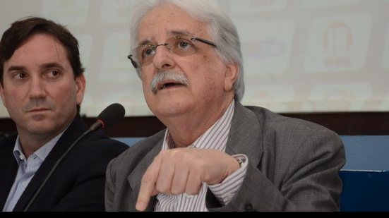 Imagem “Se fosse uma empresa a situação era de falência”, revela Schmidt
