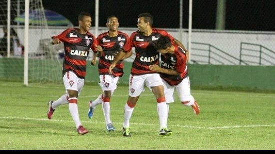 Imagem Vitória se despede da Copa Ecohouse 