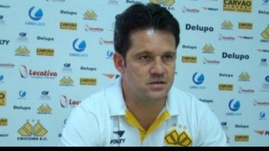 Imagem Argel Fucks é o novo técnico do Criciúma