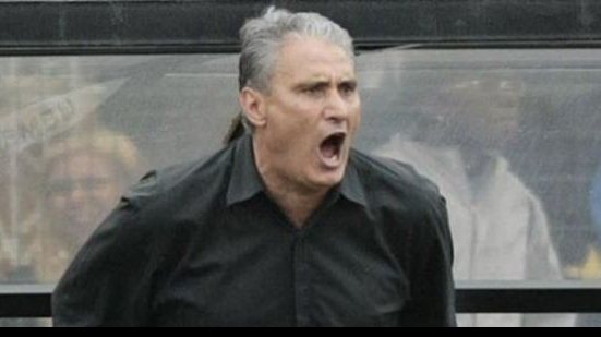 Imagem Tite quer que jogo contra o Bahia seja um “divisor de águas”