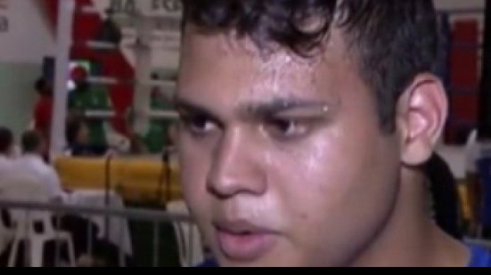 Imagem Filho de Popó nocauteia paulista e se destaca no brasileiro de boxe