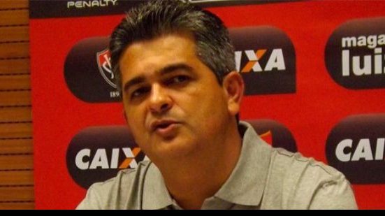 Imagem Técnico do Vitória revela que foco é em classificação à Libertadores