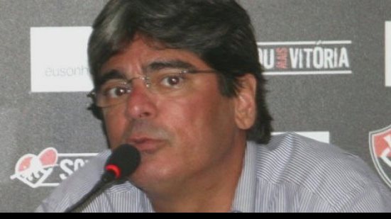 Imagem Falcão revela decepção e diz que o Vitória não joga mais na Arena em 2013