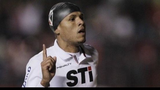 Imagem Atacante desfalca o São Paulo contra o Cruzeiro