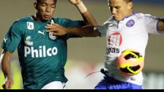 Imagem Apático, Bahia é derrotado pelo Goiás no Serra Dourada