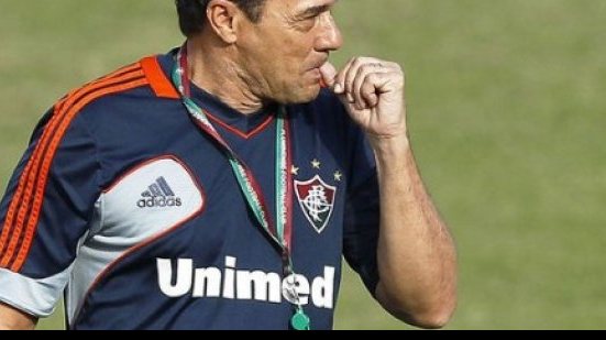Imagem Luxemburgo comanda coletivo e acerta time para enfrentar Vitória
