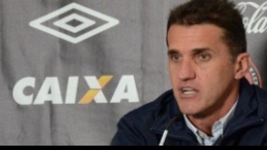 Imagem Técnico do Atlético-PR espera um Bahia “desesperado”
