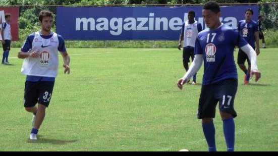 Imagem Bahia volta aos treinos de olho no Grêmio