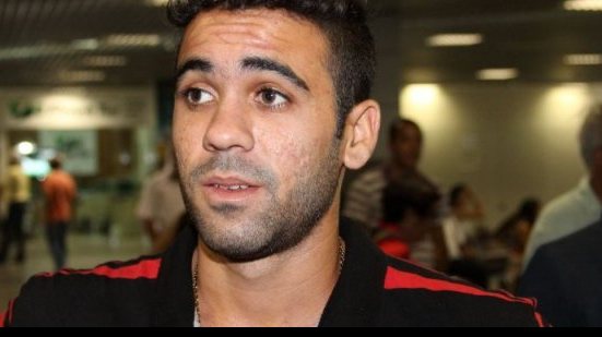 Imagem Torcedor acusa jogador do Vitória de tê-lo humilhado