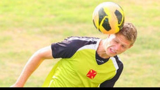 Imagem  Corinthians entra na briga para contratar meia do Vasco