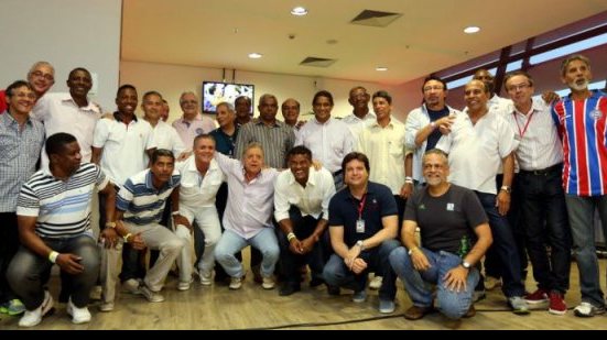 Imagem Ex-atletas do Bahia ganham acesso gratuito aos jogos do clube