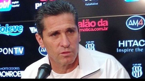 Imagem Técnico da Ponte Preta quer equipe focada no Vitória