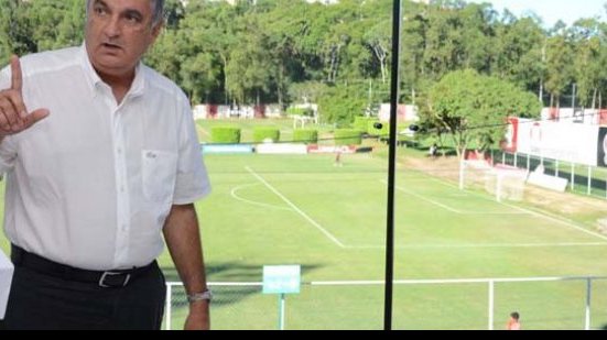 Imagem Alexi sobre ex-presidente: “quer o mal do Vitória”