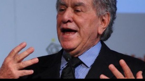 Imagem Presidente do SP ironiza Ponte: “futebol não é para virgens”
