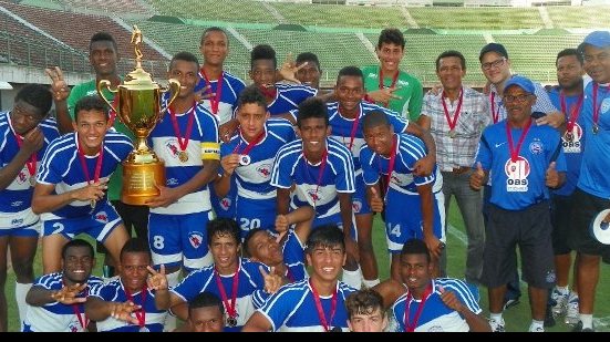 Imagem Vitória larga na frente na decisão do Baianão Juvenil; Galícia fica em 3º