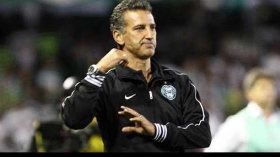 Imagem Treinador baiano é demitido de equipe da Série A