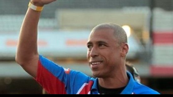 Imagem Botafogo prepara apresentação de ex-jogador do Bahia