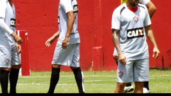 Imagem Vitória realiza último treino antes de viajar para Santa Catarina