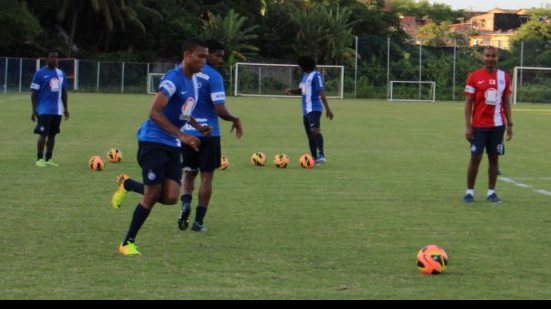 Imagem Com participação de Wallyson, Cristóvão comandou treinamento fechado 