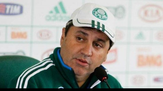Imagem Gilson Kleina renova com o Palmeiras