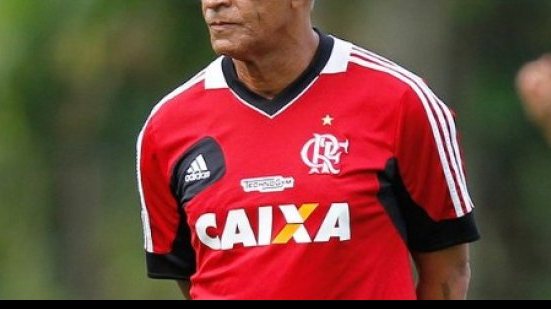 Imagem Jayme quer Flamengo atento contra o Leão: &quot;Para o Vitória vale muito&quot;