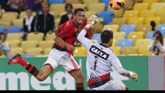 Imagem Sonhando com o G-4, Vitória recebe o Flamengo no Barradão