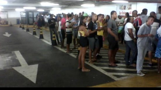 Imagem Filas na venda de ingressos para Bahia x Fluminense