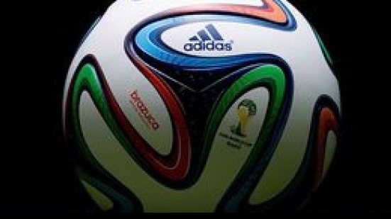 Imagem Bola da Copa do Mundo de 2014 é apresentada