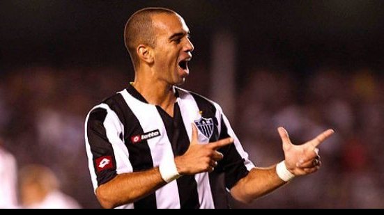 Imagem Diego Tardelli convoca torcida para jogo contra o Vitória