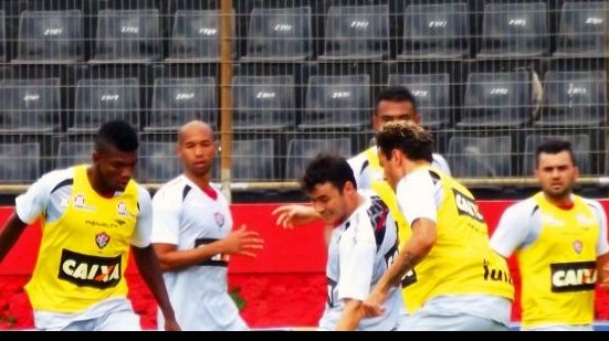 Imagem  Ney Franco divulga relacionados para jogo contra o Galo