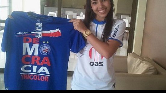 Imagem Irmã de Demerson já está em Salvador para ir ao jogo do Bahia
